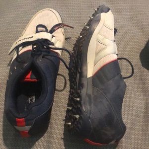 US size 8 1/2 track and field running shoes